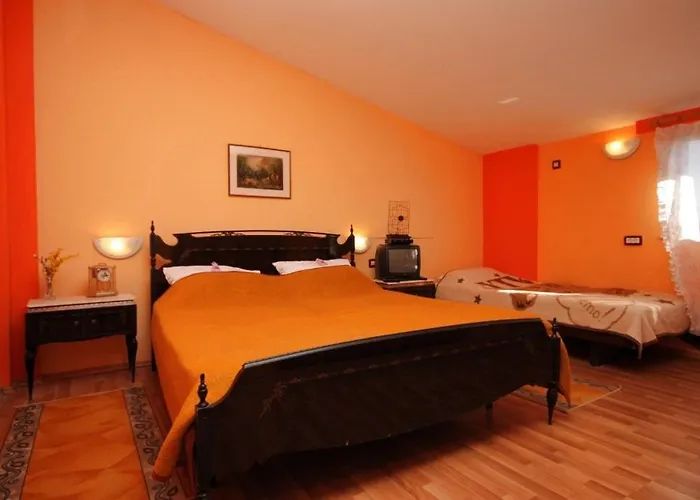 Apartments With A Parking Space Stinjan, Pula - 7253 Lejlighed *