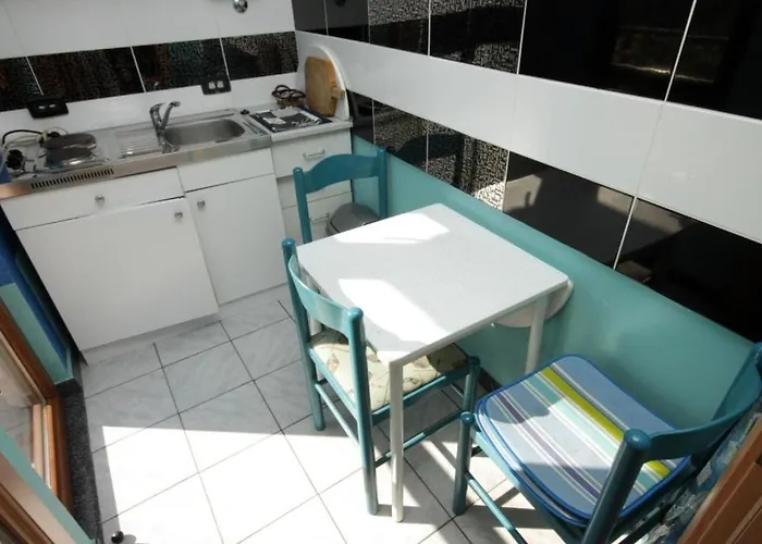 Apartments With A Parking Space Stinjan, Pula - 7253 Lejlighed