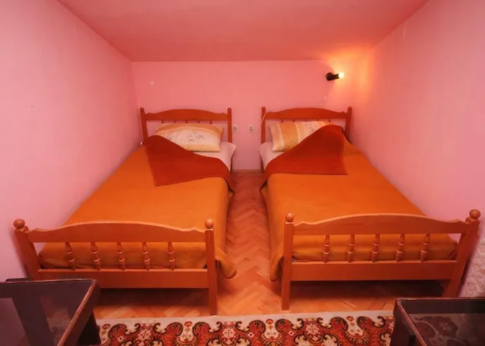 With A Parking Space Stinjan, - 7253 * Pula